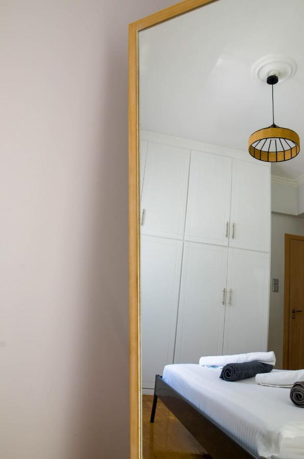 Adorable 2 Bedroom Apartment Close To Ancient Athens City Center Exterior photo