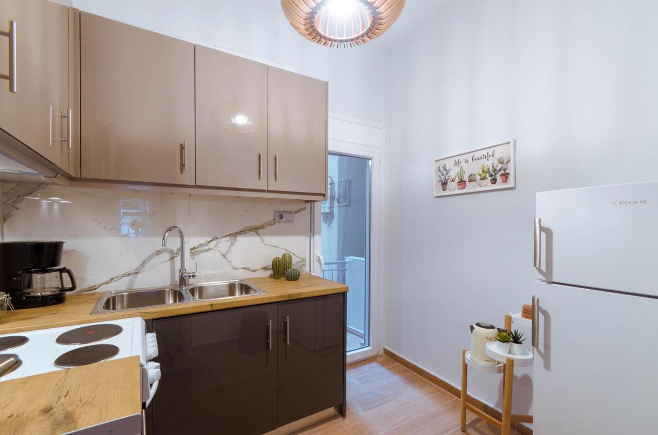 Adorable 2 Bedroom Apartment Close To Ancient Athens City Center Exterior photo