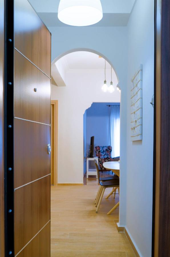 Adorable 2 Bedroom Apartment Close To Ancient Athens City Center Exterior photo